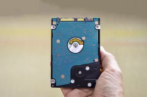 SSD vs HDD: Choosing the Right Storage for Your Computer and Troubleshooting Slow Performance